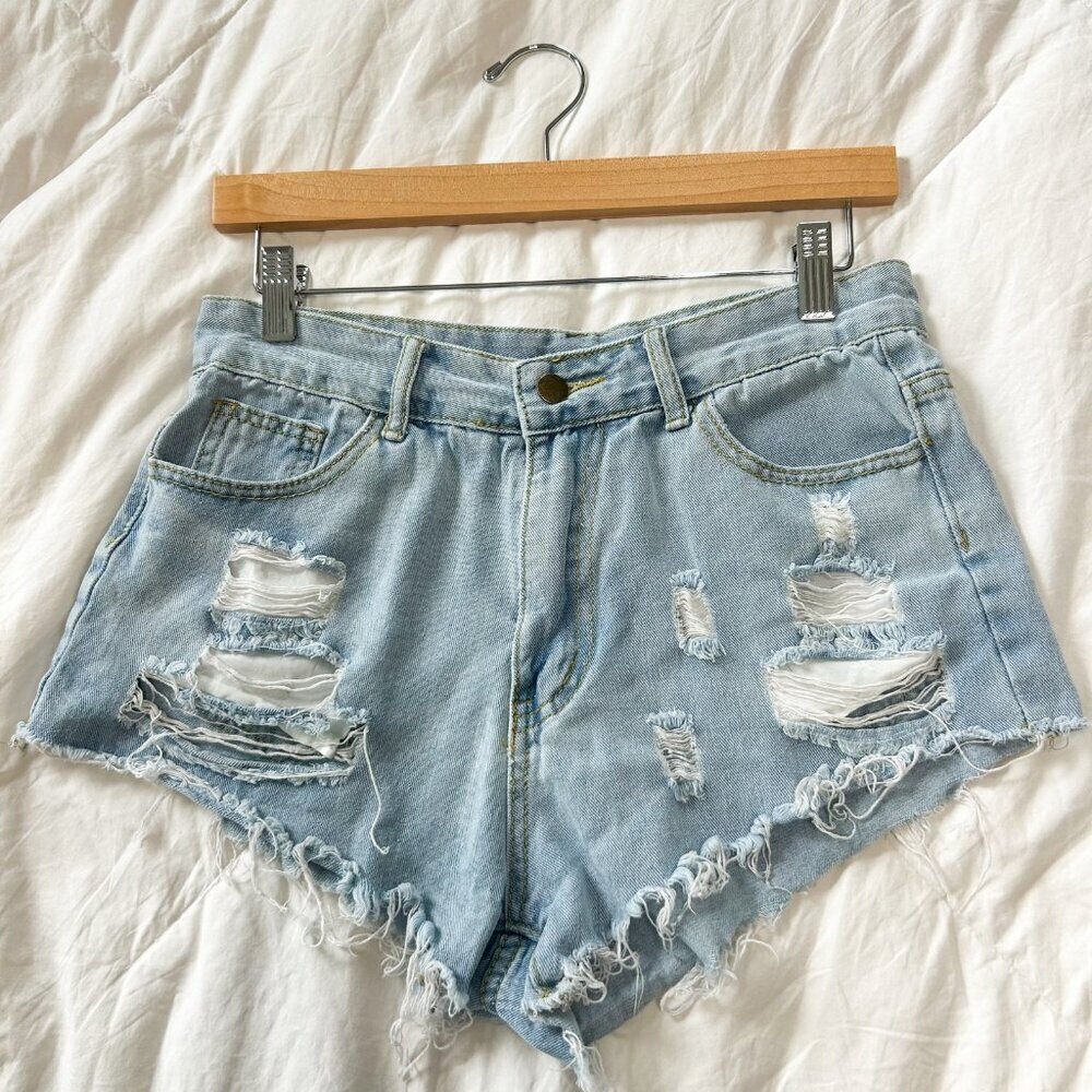 SHEIN High Rise Distressed Denim Shorts Women’s Size 6 Light Wash 2” Inseam
